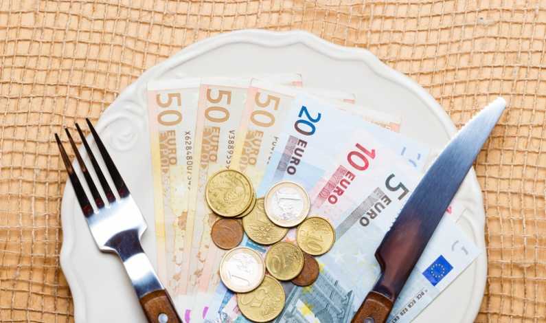 ajutoare Horeca-dreamstime