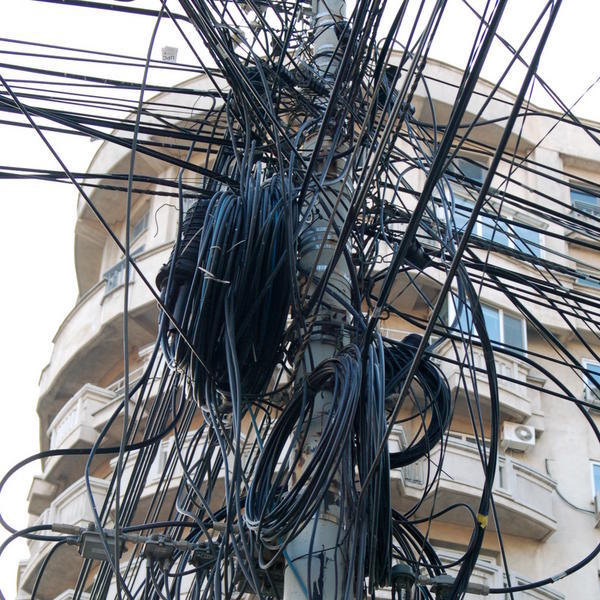 image-2009-05-26-5747003-41-cabluri (1)