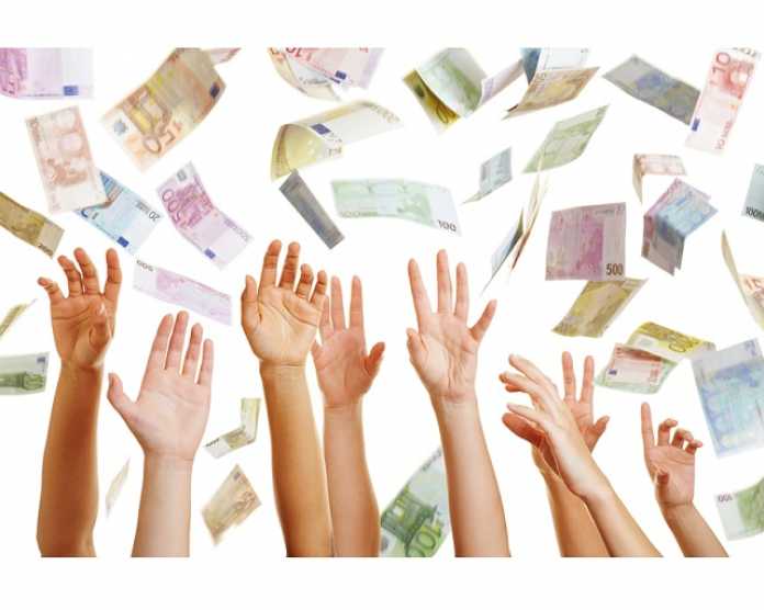 euro-maini-dreamstime